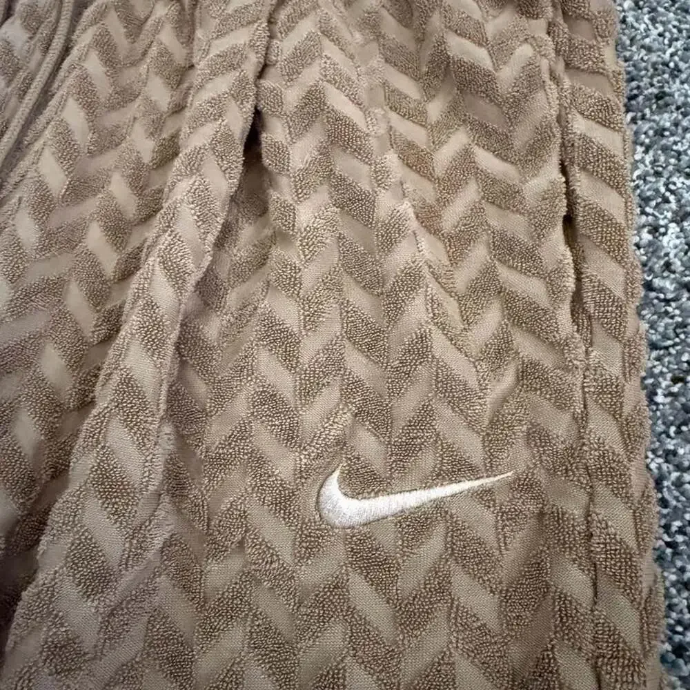 Nike Brown Chevron Pattern Joggers